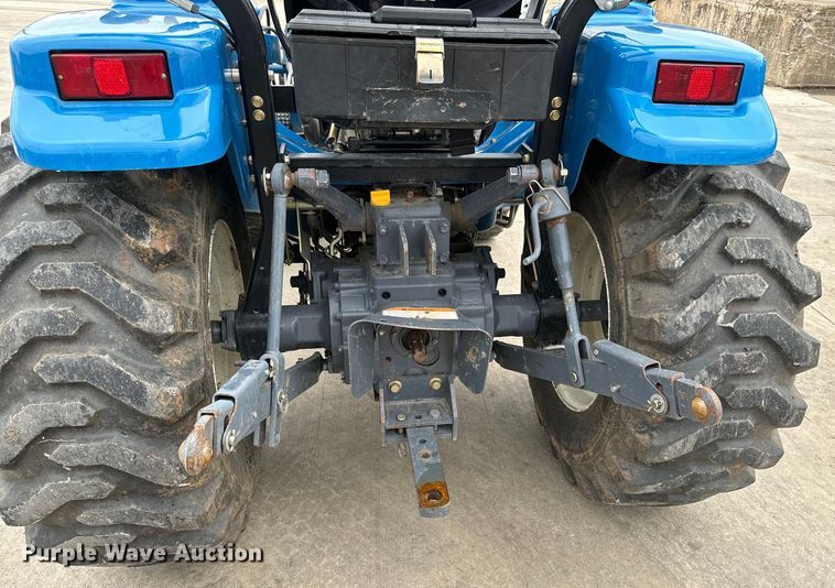 image for item LF9950 2000 New Holland TC29D MFWD tractor