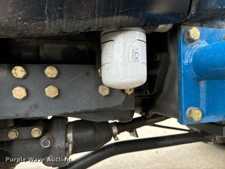 image for item LF9950 2000 New Holland TC29D MFWD tractor