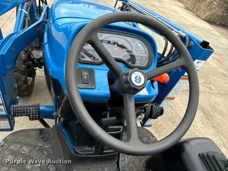 image for item LF9950 2000 New Holland TC29D MFWD tractor