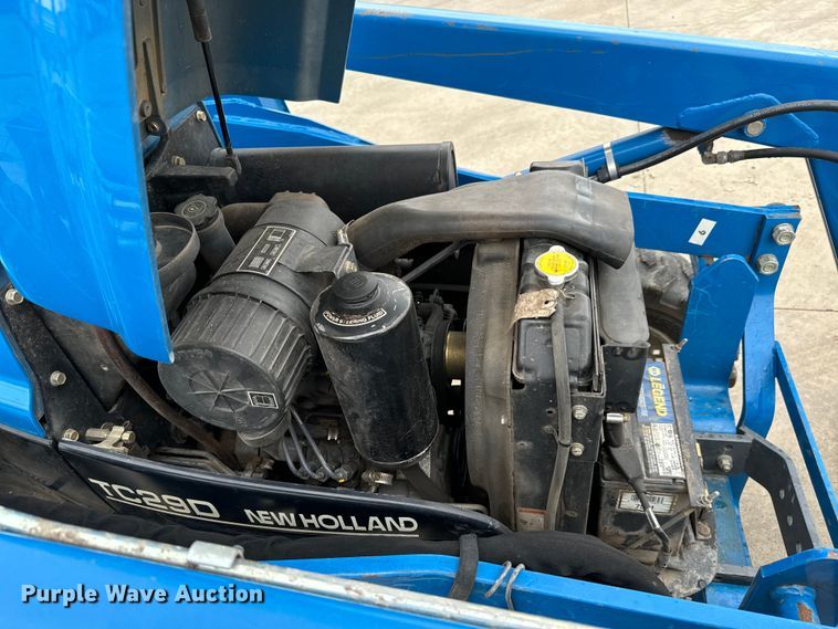 image for item LF9950 2000 New Holland TC29D MFWD tractor