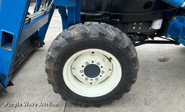 image for item LF9950 2000 New Holland TC29D MFWD tractor