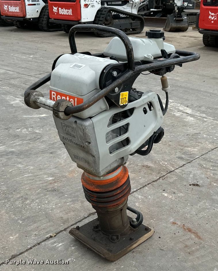 image for item LF9954 Mikasa MTX-70 plate compactor