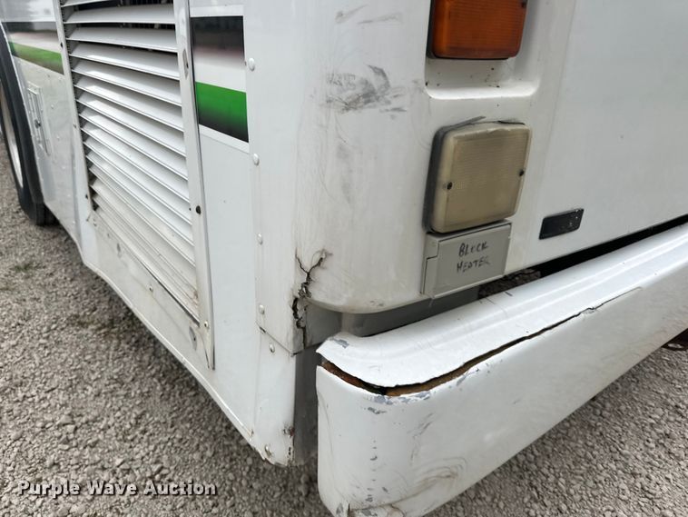 image for item LR9425 1994 Blue Bird  coach bus