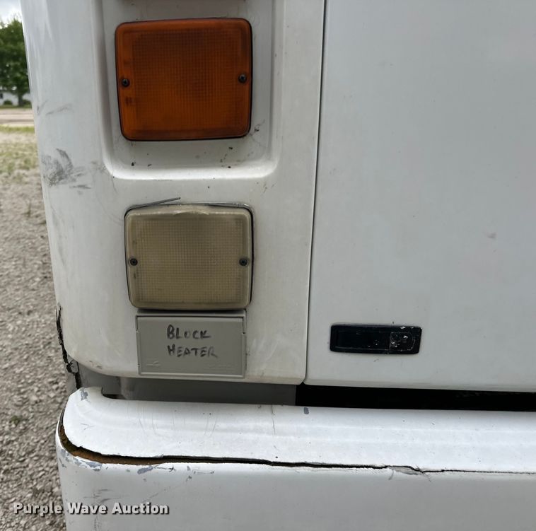 image for item LR9425 1994 Blue Bird  coach bus