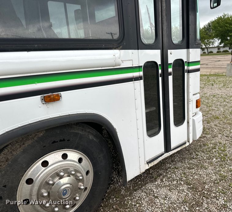 image for item LR9425 1994 Blue Bird  coach bus