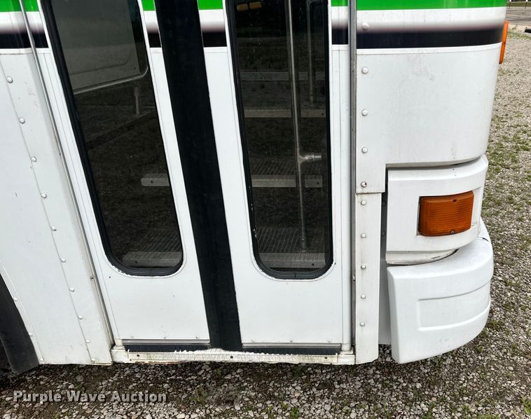 image for item LR9425 1994 Blue Bird  coach bus