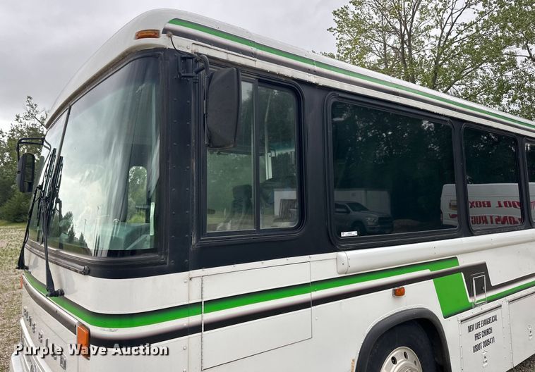 image for item LR9425 1994 Blue Bird  coach bus