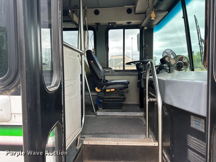 image for item LR9425 1994 Blue Bird  coach bus
