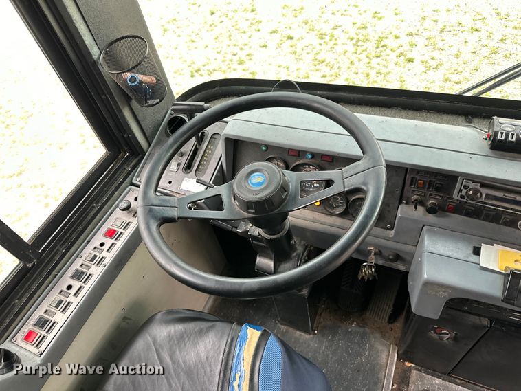 image for item LR9425 1994 Blue Bird  coach bus