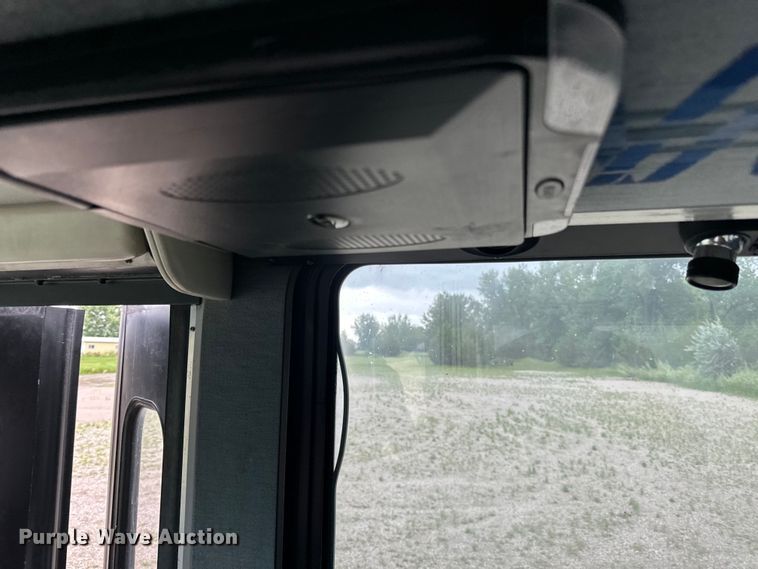 image for item LR9425 1994 Blue Bird  coach bus