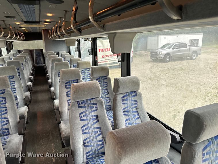 image for item LR9425 1994 Blue Bird  coach bus