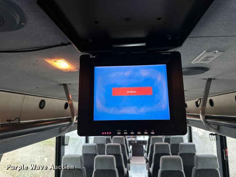 image for item LR9425 1994 Blue Bird  coach bus