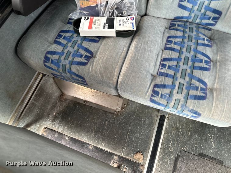 image for item LR9425 1994 Blue Bird  coach bus