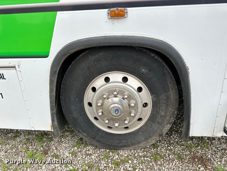 image for item LR9425 1994 Blue Bird  coach bus