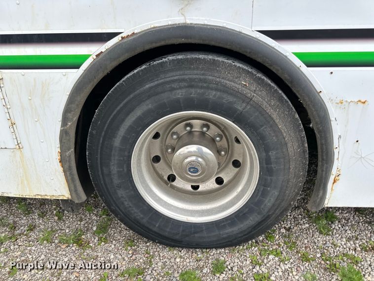 image for item LR9425 1994 Blue Bird  coach bus