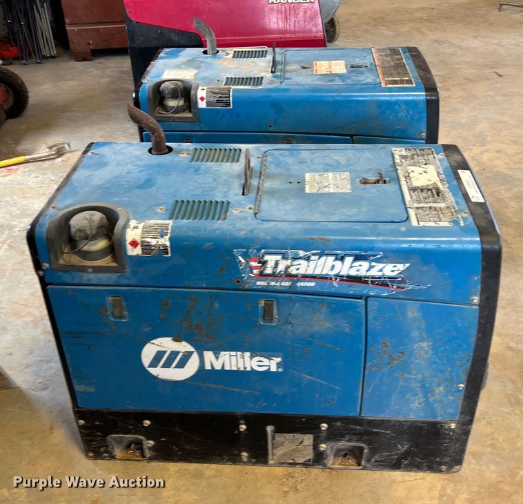 image for item LV9003 Miller Trailblazer 325 welder