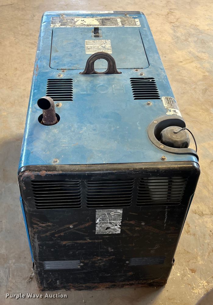 image for item LV9003 Miller Trailblazer 325 welder