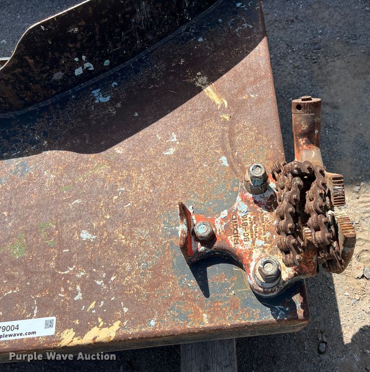 image for item LV9004 Steel bumper