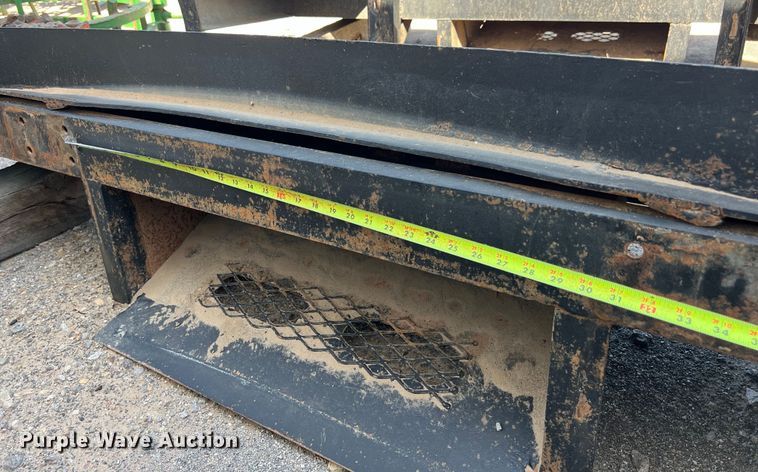 image for item LV9004 Steel bumper