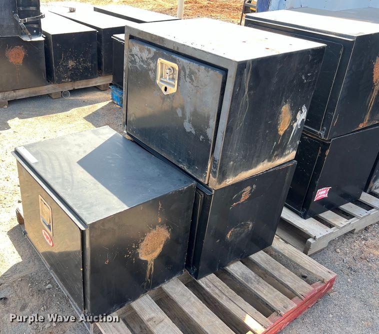 image for item LV9005 (3) toolboxes