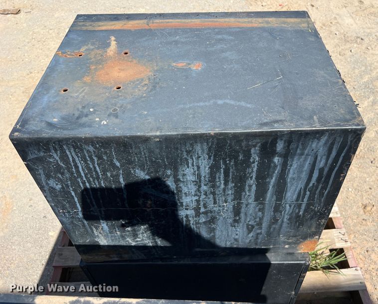 image for item LV9005 (3) toolboxes