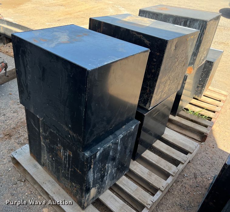 image for item LV9006 (4) RKI toolboxes