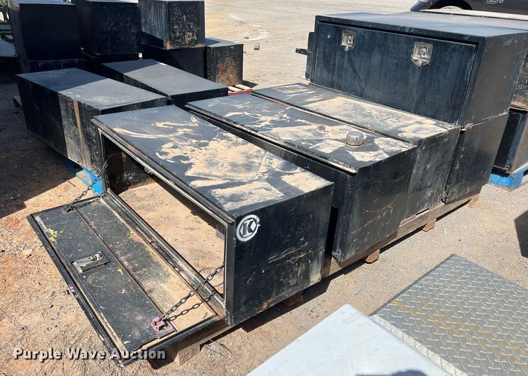 image for item LV9008 (5) toolboxes