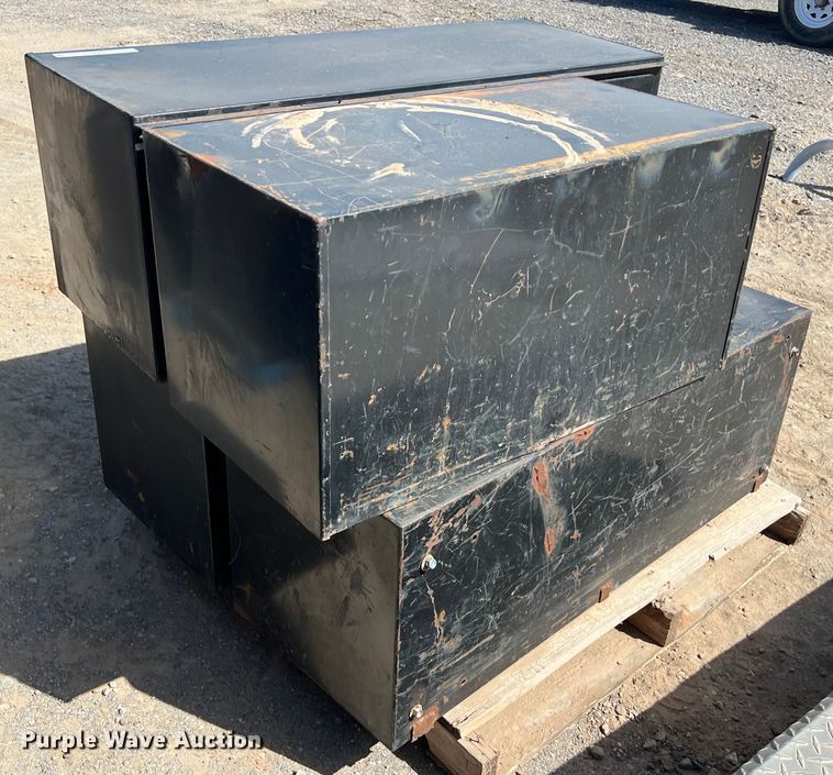 image for item LV9010 (4) toolboxes