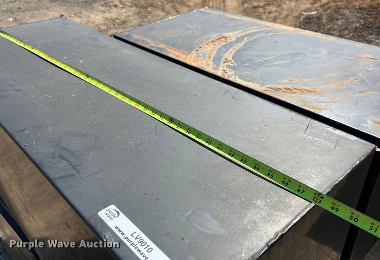 image for item LV9010 (4) toolboxes