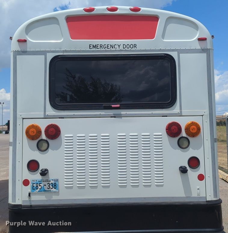 image for item NG9975 2009 IC RE300 school bus