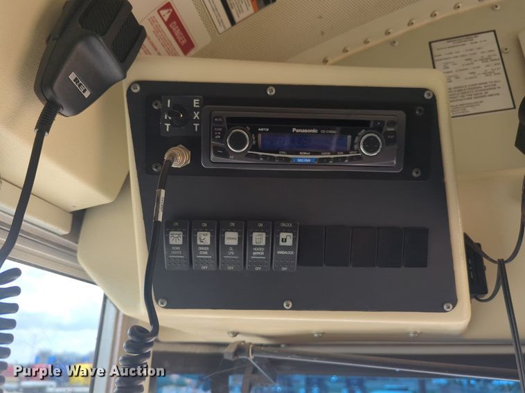 image for item NG9975 2009 IC RE300 school bus