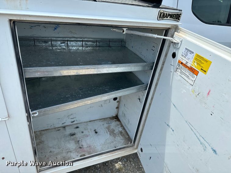 image for item NQ9721 2020 Ford F350 Super Duty XL SuperCab utility bed pickup truck