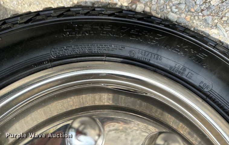 image for item NQ9721 2020 Ford F350 Super Duty XL SuperCab utility bed pickup truck