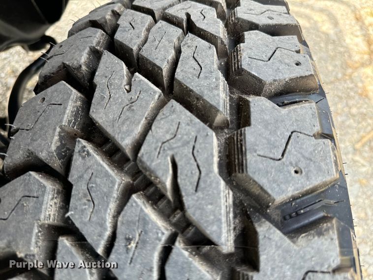 image for item NQ9721 2020 Ford F350 Super Duty XL SuperCab utility bed pickup truck