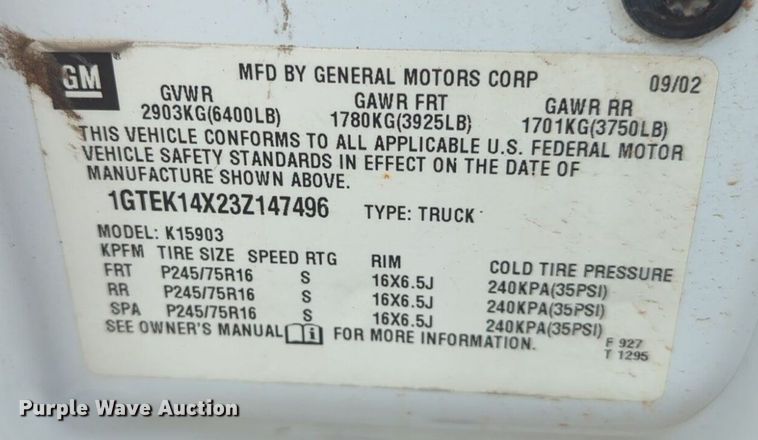 image for item NW9677 2003 GMC Sierra 1500 pickup truck