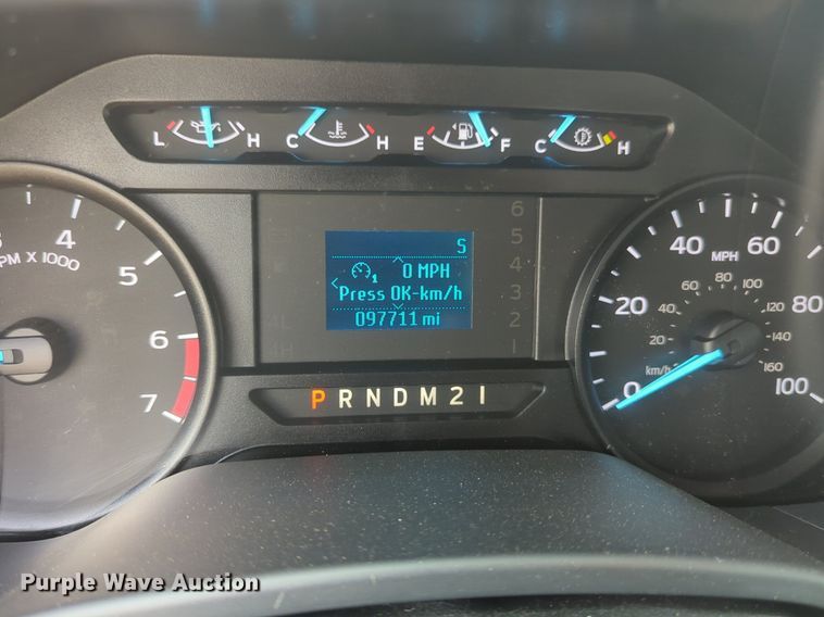 image for item NW9679 2019 Ford  F250 Super Duty XL utility bed pickup truck