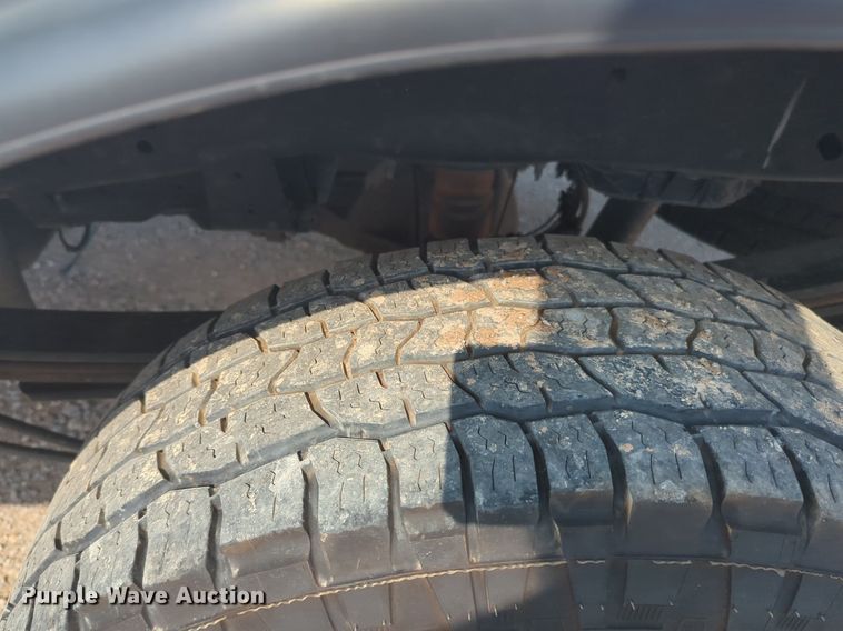 image for item NW9679 2019 Ford  F250 Super Duty XL utility bed pickup truck