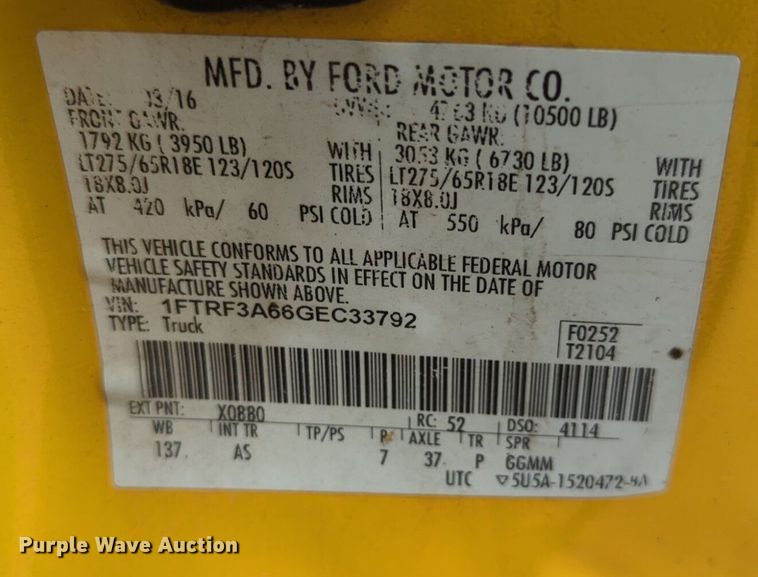 image for item NW9681 2016 Ford  F350 Super Duty utility bed pickup truck 