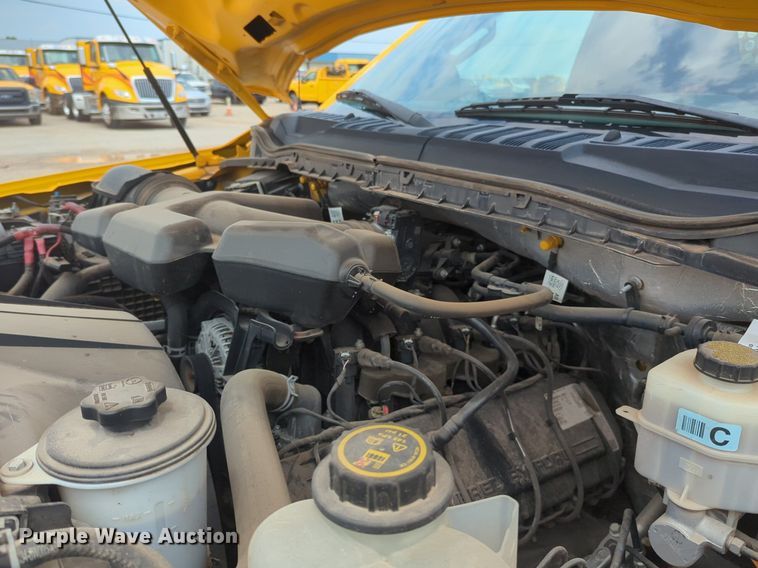 image for item NW9685 2019 Ford  F350 Super Duty utility bed pickup truck