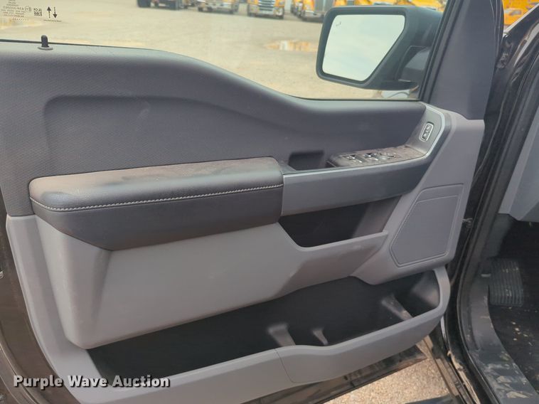 image for item NW9688 2023 Ford  F150 SuperCrew pickup truck