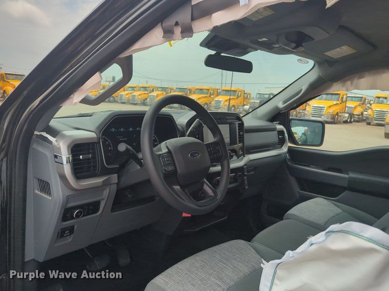 image for item NW9688 2023 Ford  F150 SuperCrew pickup truck