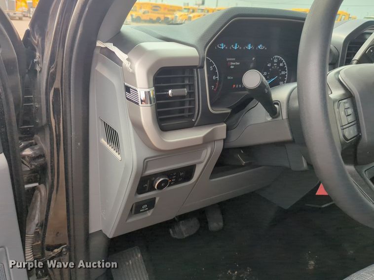 image for item NW9688 2023 Ford  F150 SuperCrew pickup truck