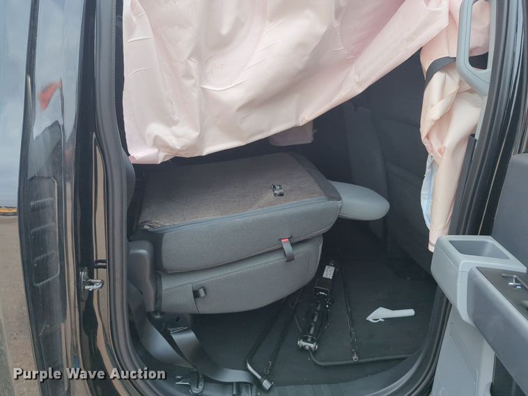 image for item NW9688 2023 Ford  F150 SuperCrew pickup truck