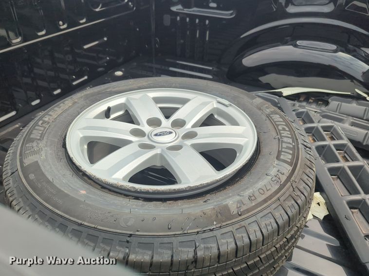 image for item NW9688 2023 Ford  F150 SuperCrew pickup truck