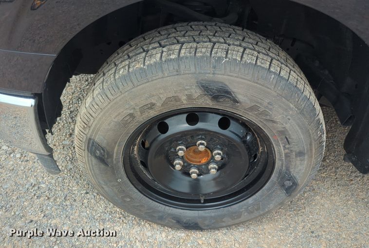 image for item NW9688 2023 Ford  F150 SuperCrew pickup truck