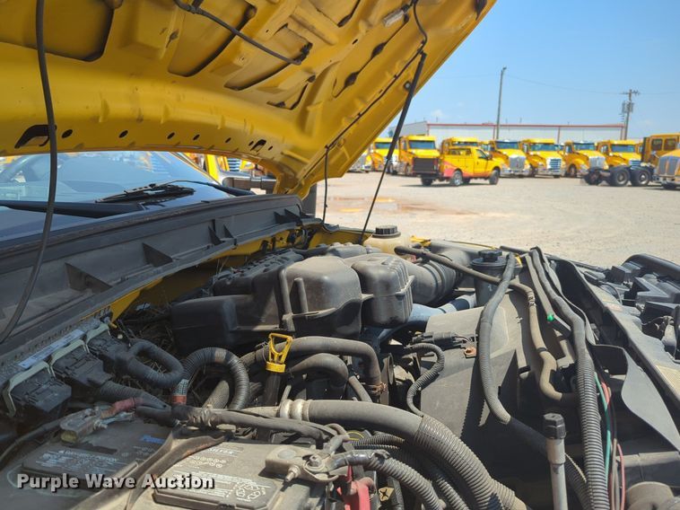 image for item NW9691 2015 Ford  F350 Super Duty utility bed pickup truck