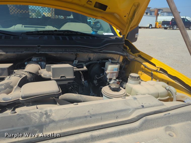 image for item NW9697 2020 Ford F350 Super Duty utility bed pickup truck