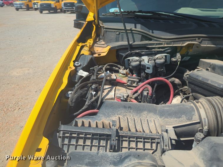 image for item NW9697 2020 Ford F350 Super Duty utility bed pickup truck