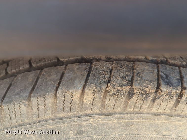 image for item NW9697 2020 Ford F350 Super Duty utility bed pickup truck