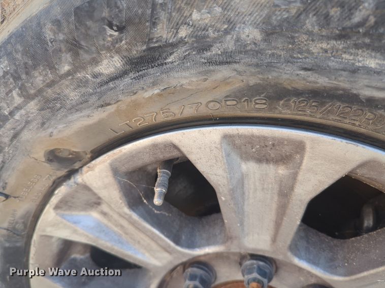 image for item NW9697 2020 Ford F350 Super Duty utility bed pickup truck